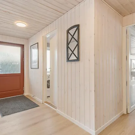 Romo With A Fireplace 334